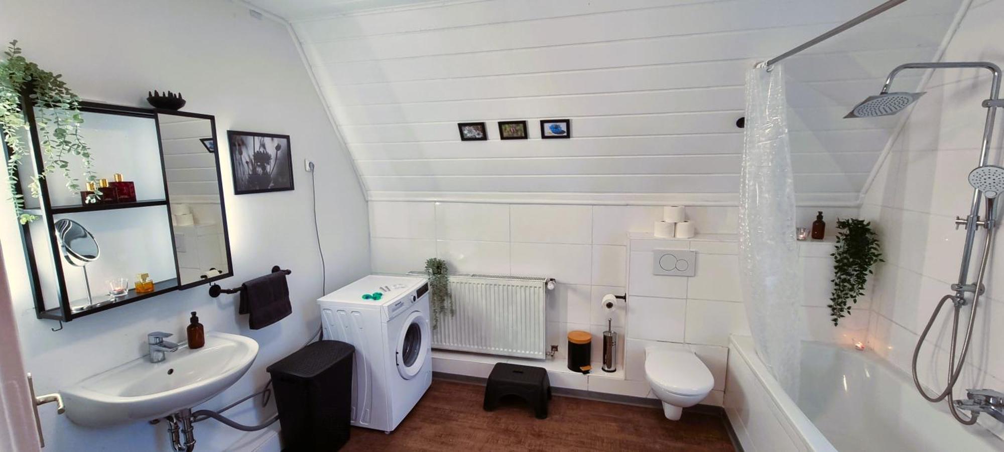 Nigella Apartment Direkt Am Hauptbahnhof Celle Fur 6 Personen Mit Kostenfreiem Parkplatz Voll Ausgestatteter Kuche Elite Standard Bagian luar foto