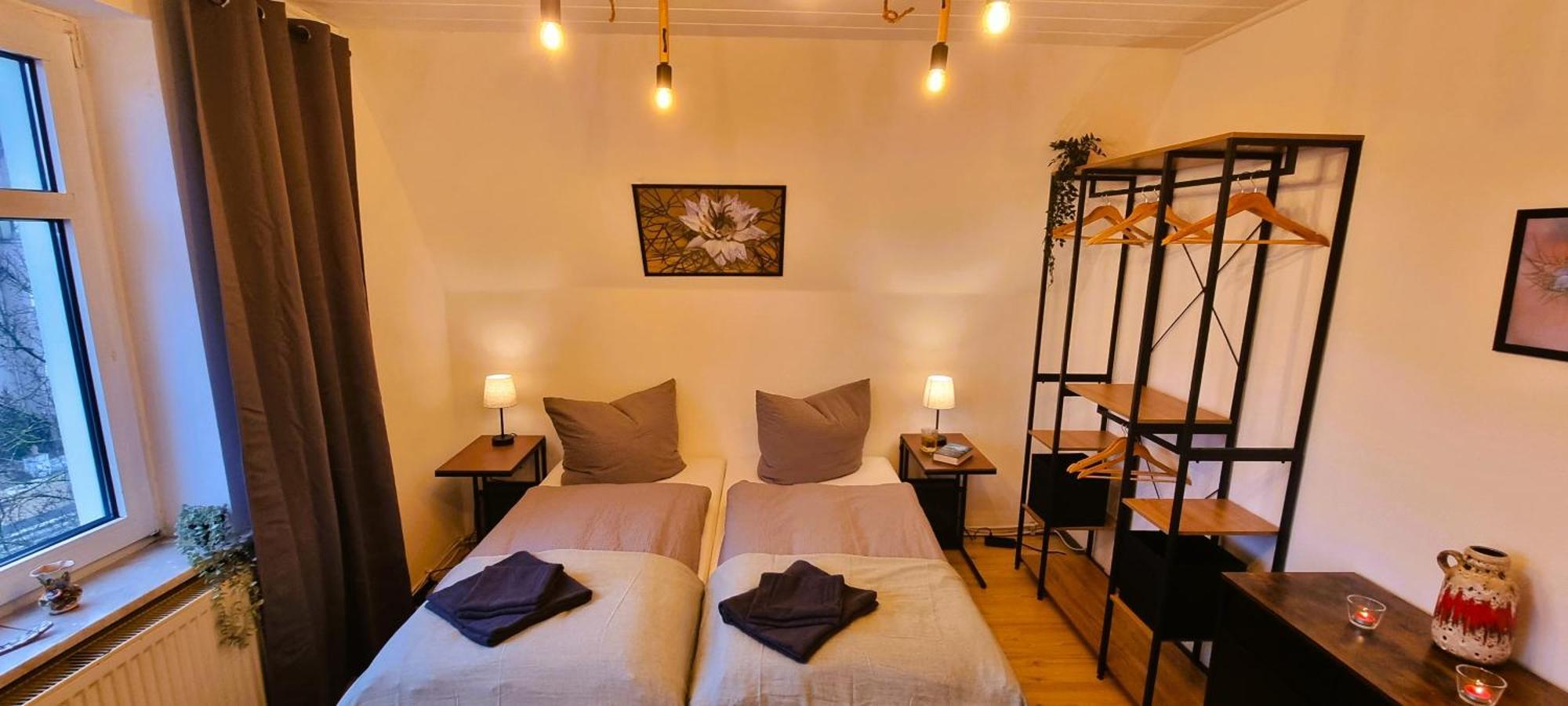 Nigella Apartment Direkt Am Hauptbahnhof Celle Fur 6 Personen Mit Kostenfreiem Parkplatz Voll Ausgestatteter Kuche Elite Standard Bagian luar foto